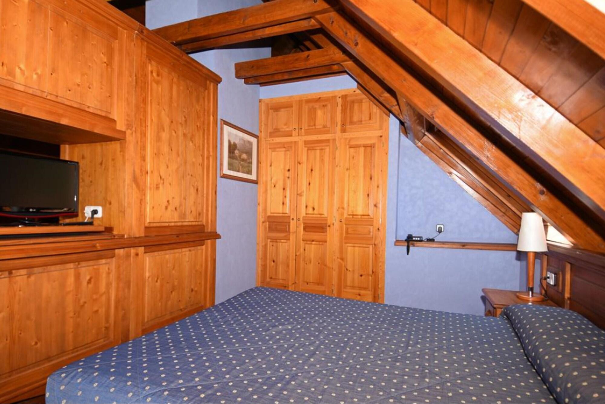 Rvhotels Orri Tredós Esterno foto
